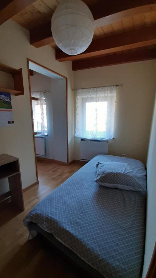 Petite Maison De Village Situee Entre Lacs, Cascades Et Montagnes Virieu-le-Grand Dış mekan fotoğraf